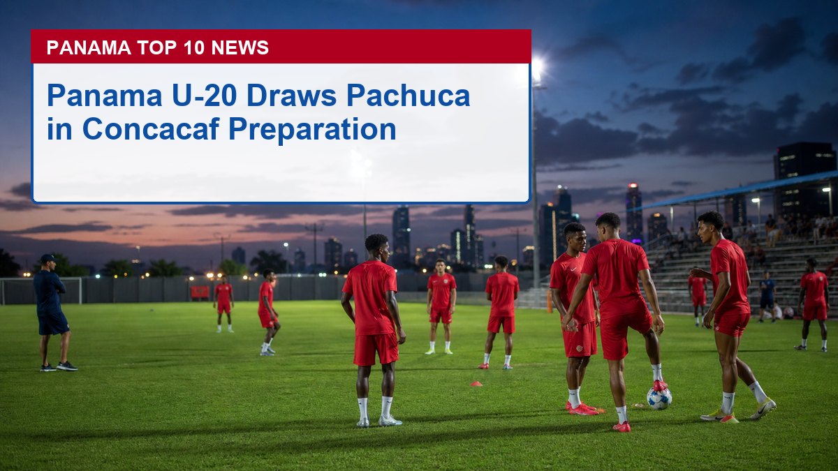 Panama youth footballers train at dusk before international competition